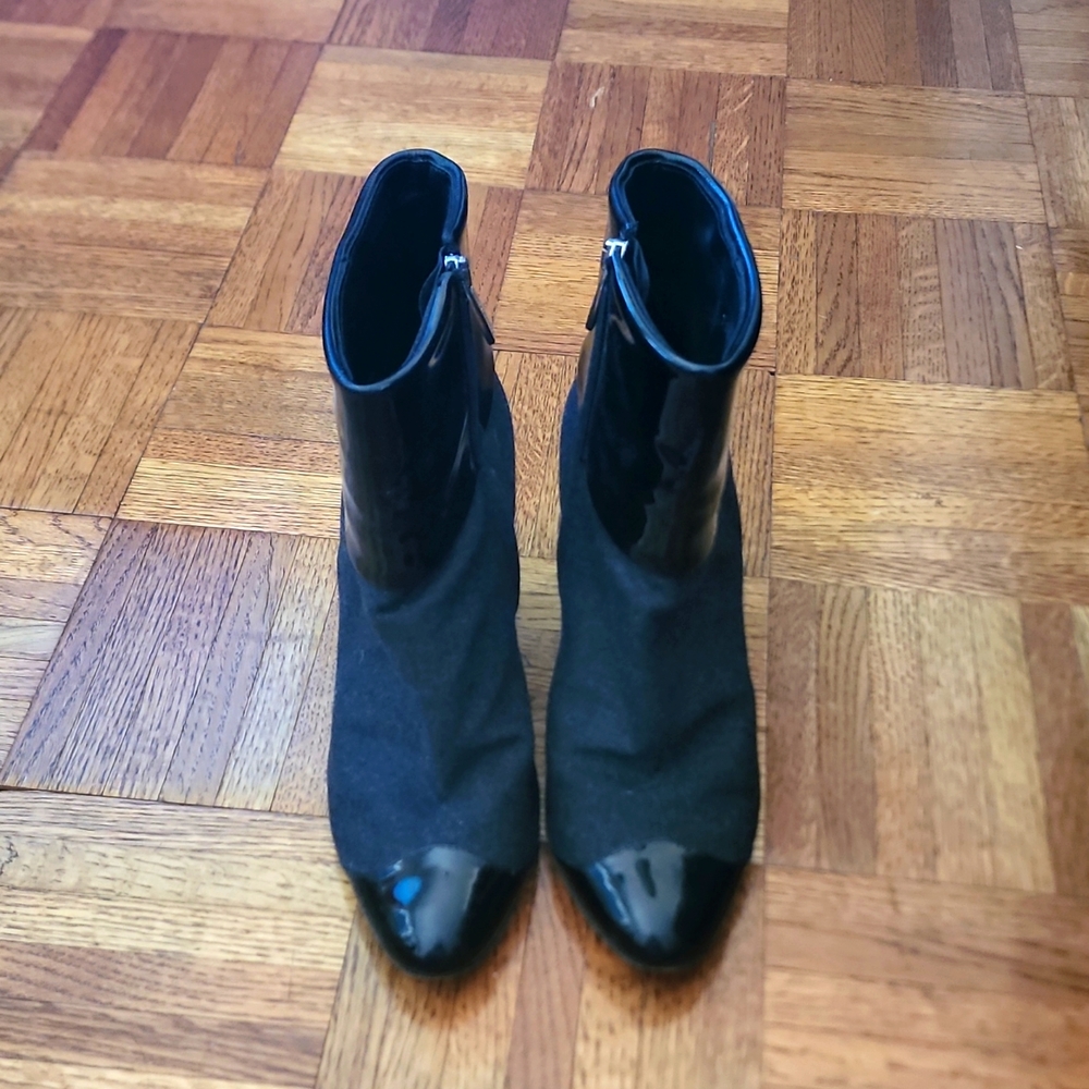 Gianvito Rossi Ankle Booties